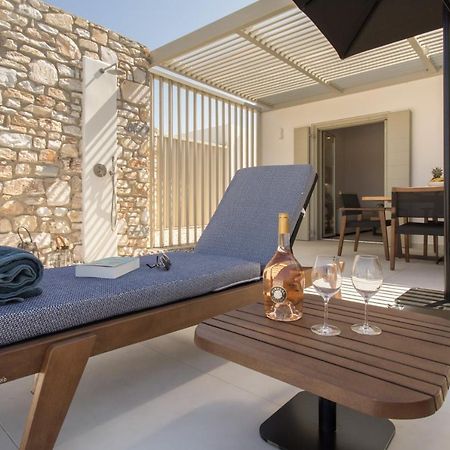 T7 Luxury Villas Paros מראה חיצוני תמונה