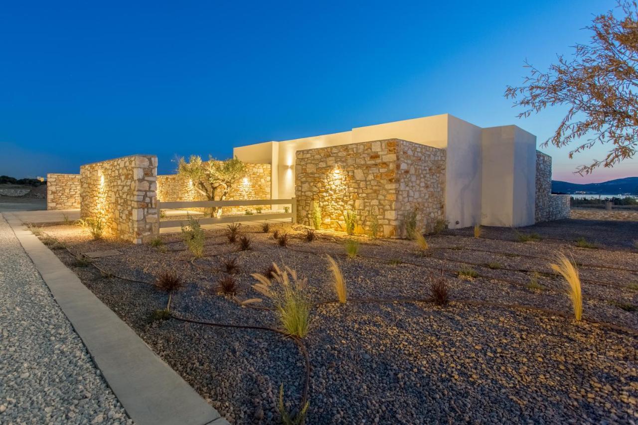 T7 Luxury Villas Paros מראה חיצוני תמונה