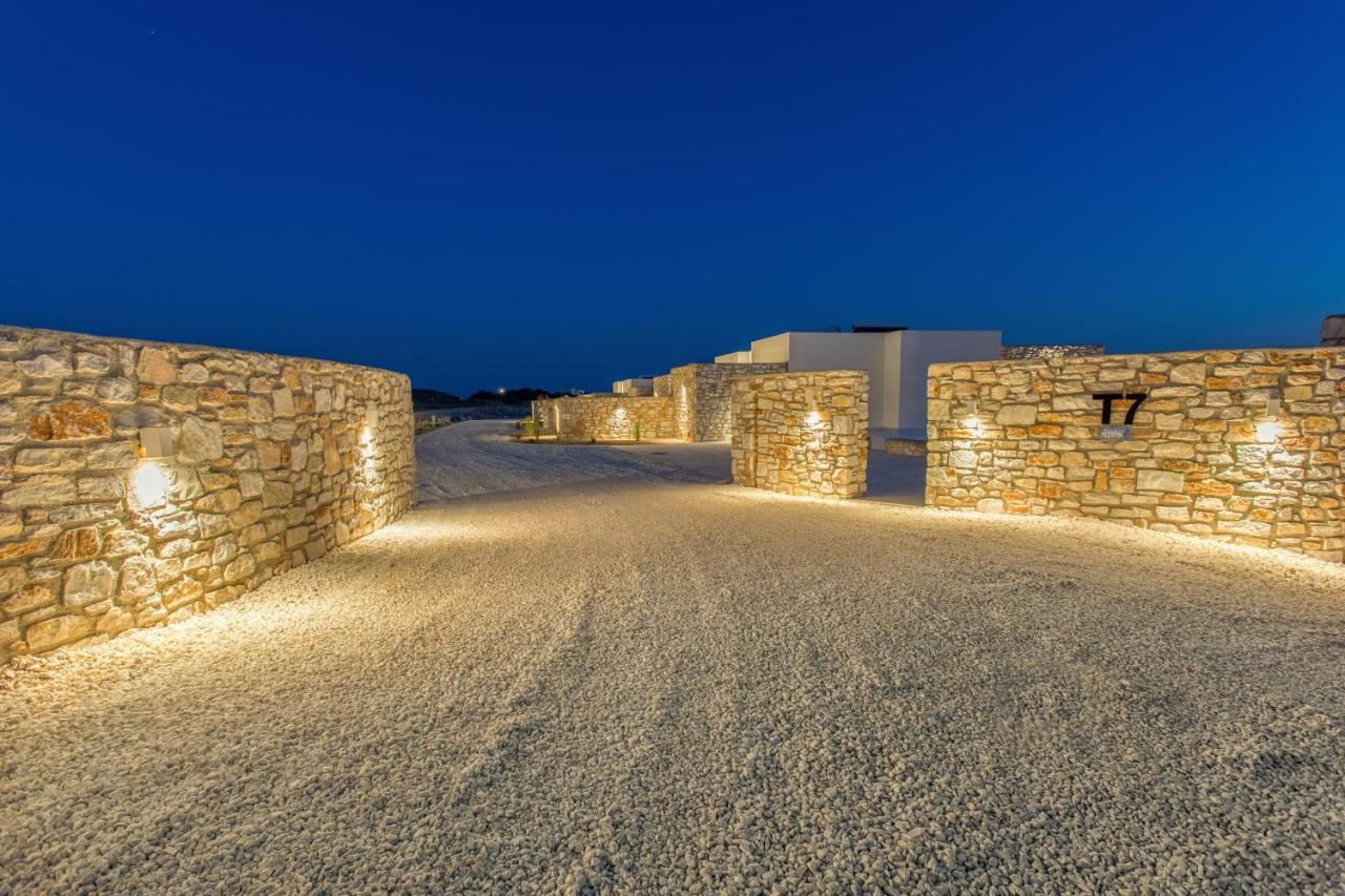 T7 Luxury Villas Paros מראה חיצוני תמונה