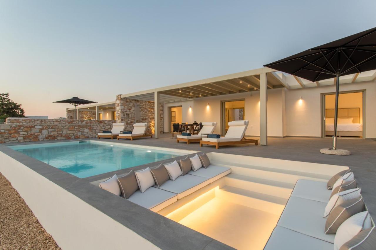 T7 Luxury Villas Paros מראה חיצוני תמונה