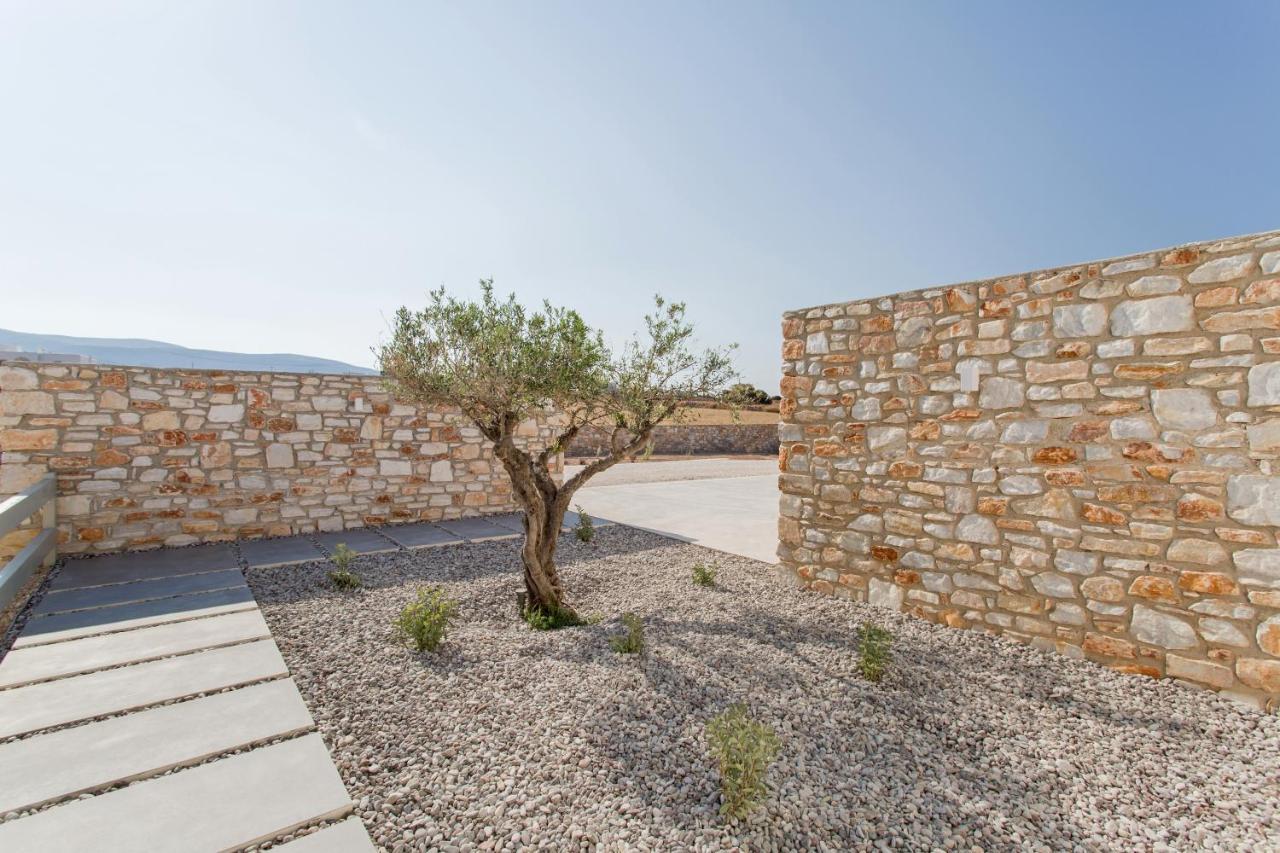 T7 Luxury Villas Paros מראה חיצוני תמונה