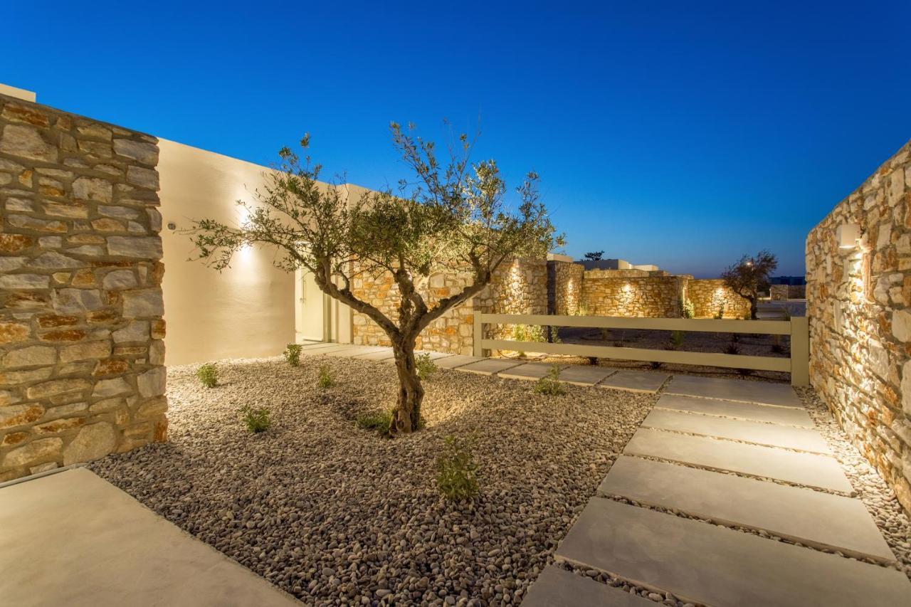 T7 Luxury Villas Paros מראה חיצוני תמונה
