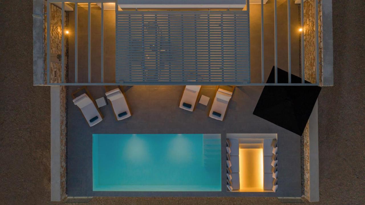 T7 Luxury Villas Paros מראה חיצוני תמונה