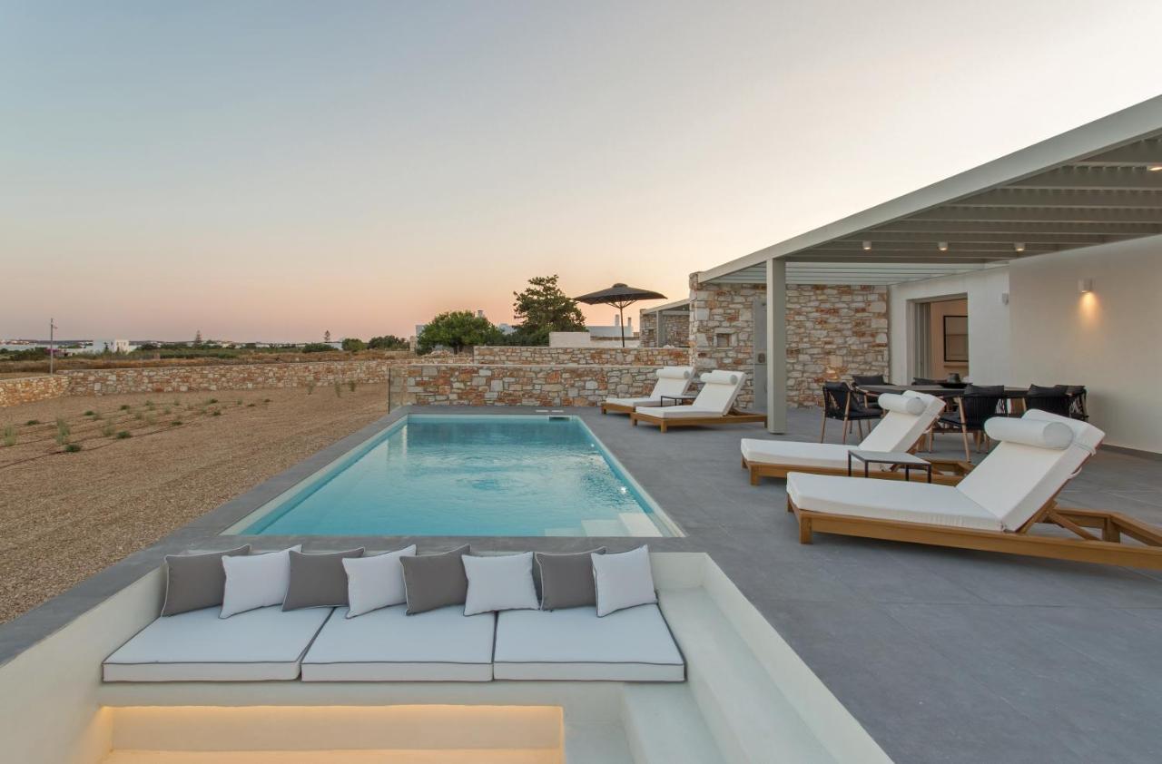 T7 Luxury Villas Paros מראה חיצוני תמונה