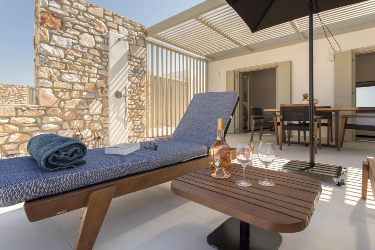 T7 Luxury Villas Paros מראה חיצוני תמונה