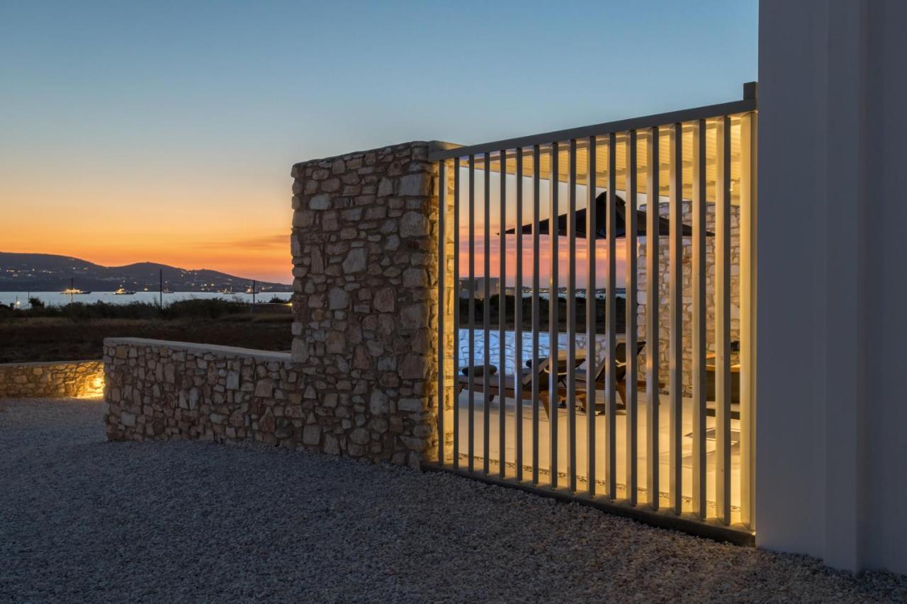 T7 Luxury Villas Paros מראה חיצוני תמונה